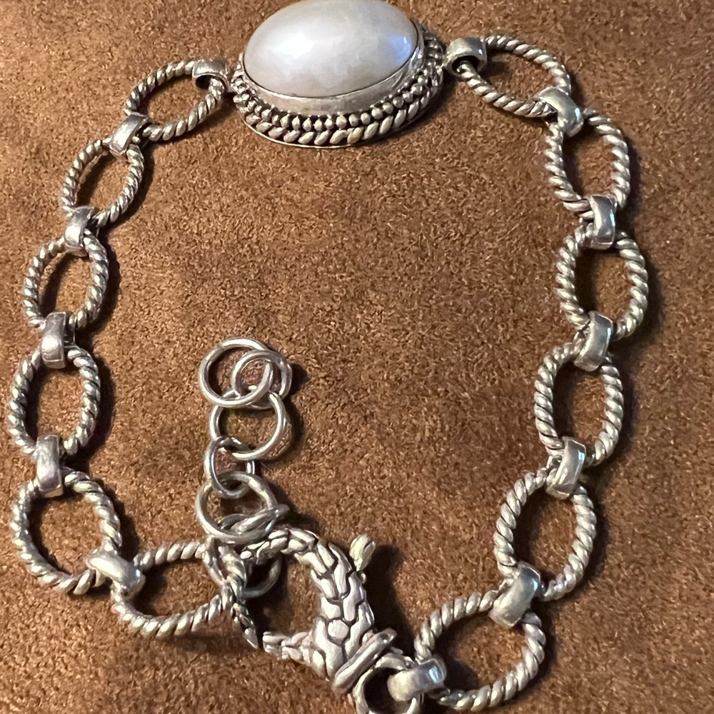 Elegant Silver Chain Bracelet with White Pearl by Milo